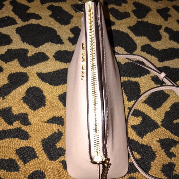 NWT Michael Kors  Large dome  Crossbody - Picture 5 of 8